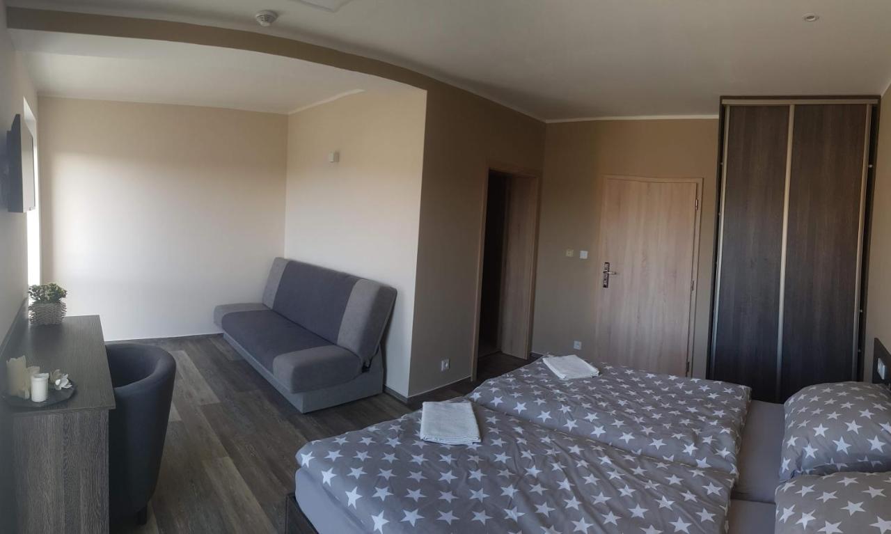 Holiday Centrum Žatec Eksteriør billede